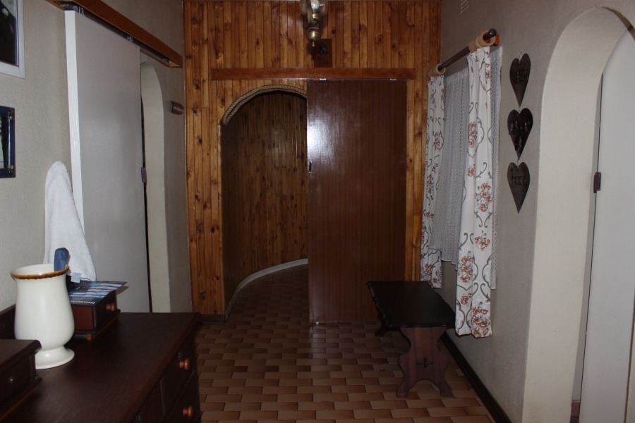 6 Bedroom Property for Sale in Deneysville Free State